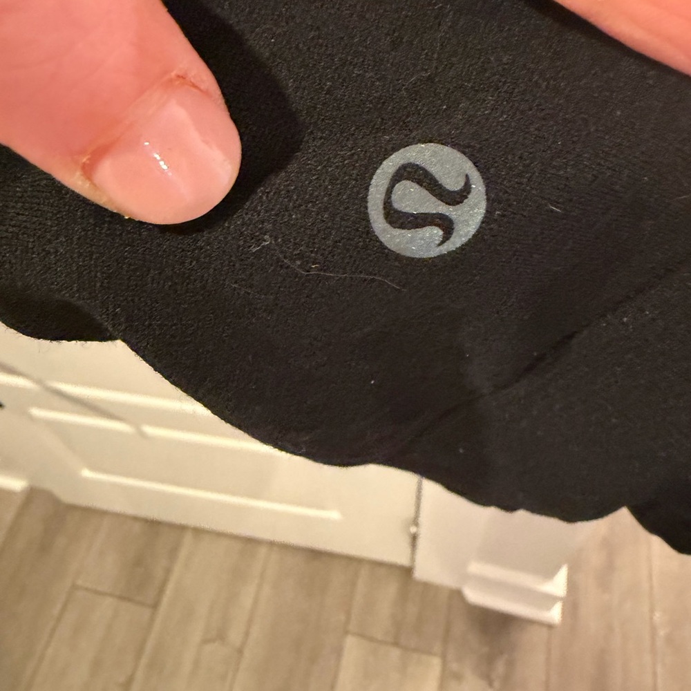 Lululemon Black Long Sleeve Shirt - M - Picture 4 of 6